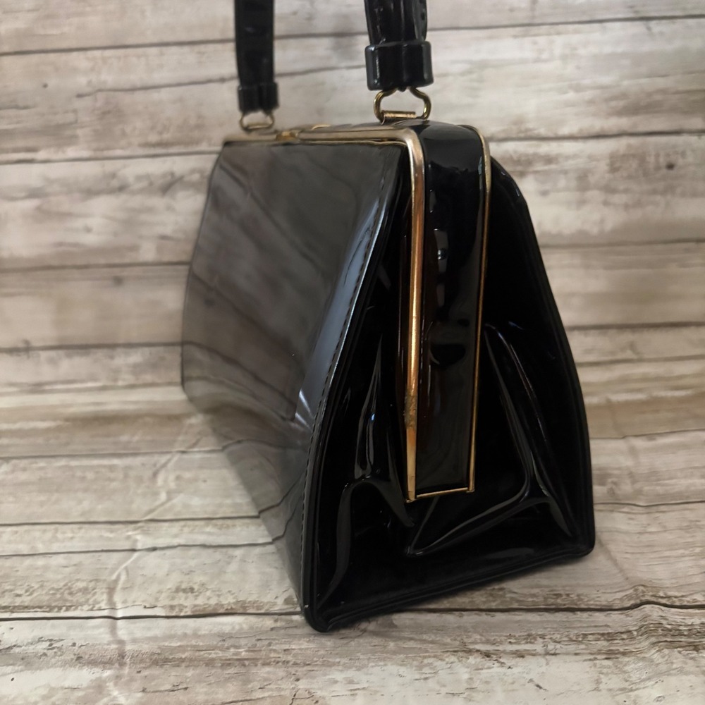 VTG 60s Top Handle Purse Bag Glossy Black Vinyl Framed Kelly Style Retro Classy - Picture 3 of 11